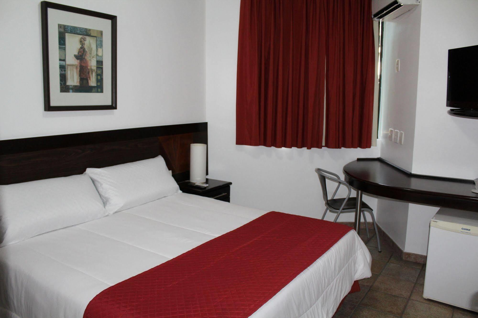 Hotel Dom Henrique Timóteo Eksteriør billede